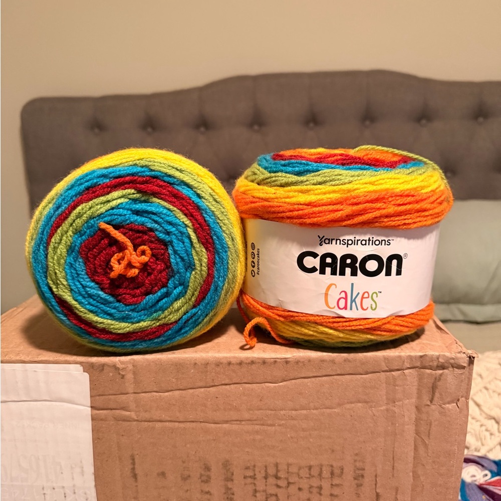 Yarn balls (Caron Cakes)